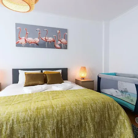 Amazing Downtown Family Apartment Lisbon
