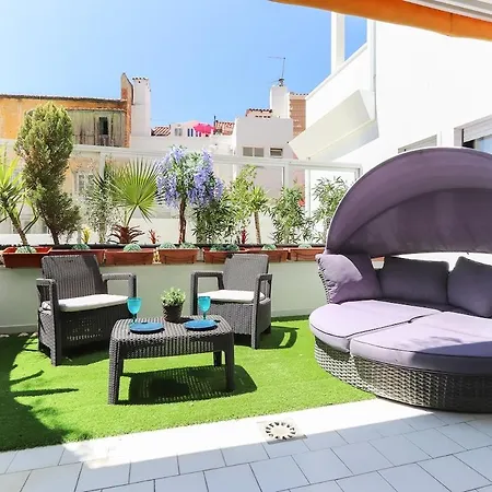 別荘 Amazing Downtown Family With Terrace And Parking リスボン