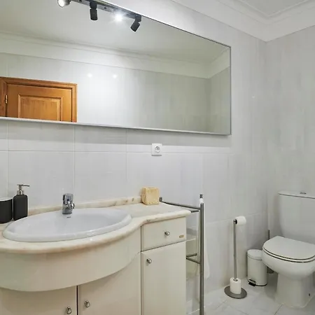 Amazing Downtown Family With Terrace And Parking