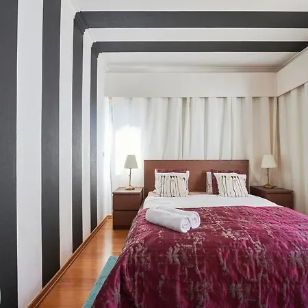 Amazing Downtown Family With Terrace And Parking Semesterbostad