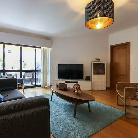 Amazing Downtown Family With Terrace And Parking